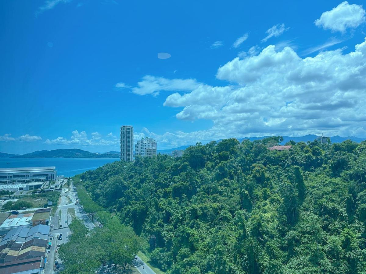 Jesselton Point Seaview Homestay Кота Кинабалу Екстериор снимка